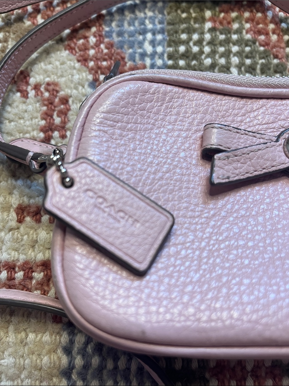 Coach Turnlock Bow Leather Crossbody Pouch Bag Pink Pebble Leather Double Zip - Picture 3 of 13